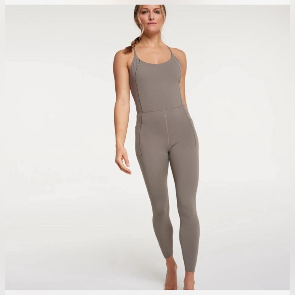 CALIA by Carrie Underwood dark gray yoga sport workout Jumpsuit L